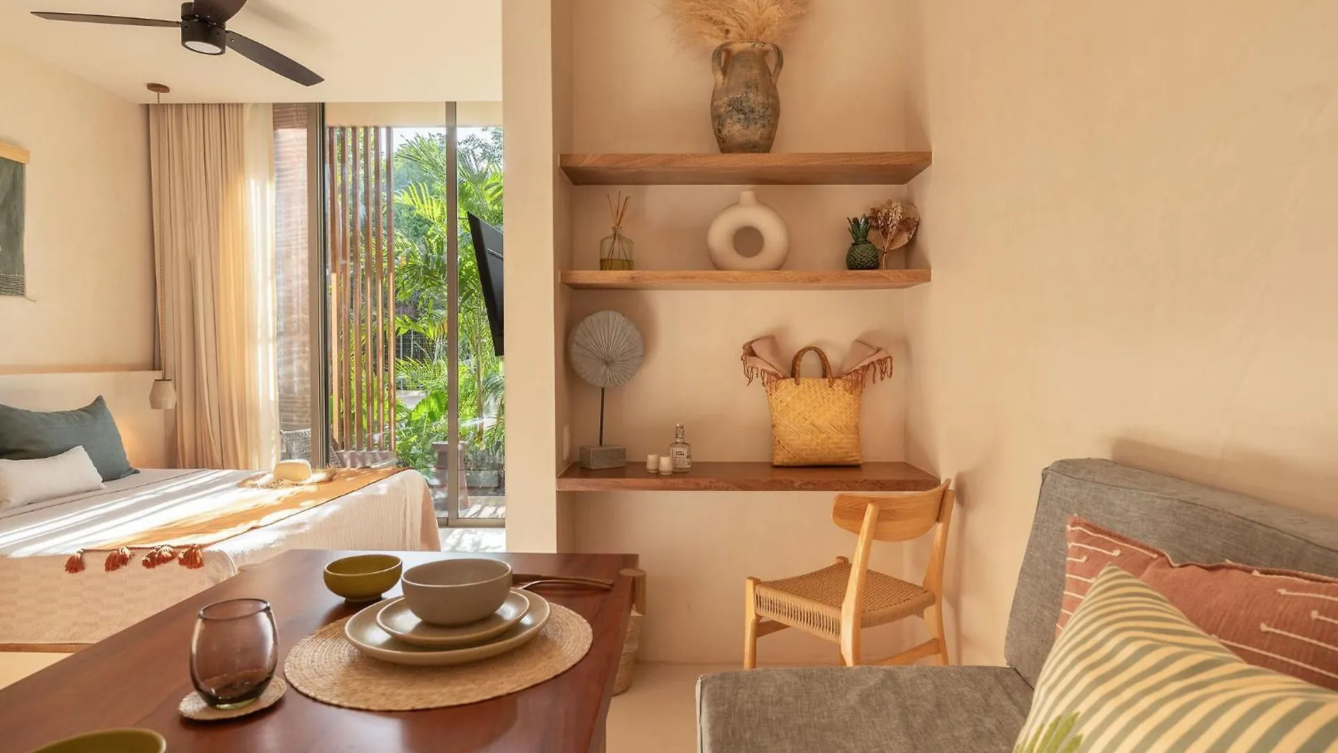 Апартаменты Amazing 1Br Tulum Jungle With Restaurant, Pool And Gym